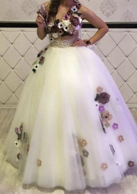 Second Hand Brautkleid In Rumänien gemacht Prinzessin Gr. 44 Foto 1