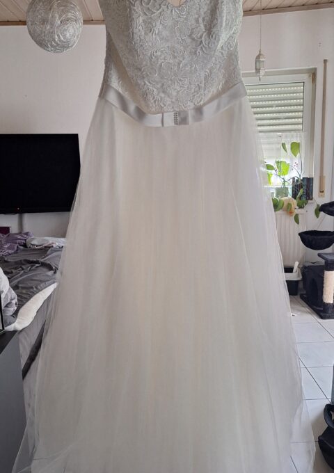 Second Hand Brautkleid A-Linie Gr. 38 Foto 1