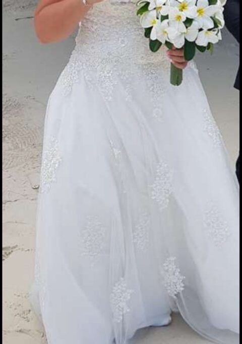 Second Hand Brautkleid Angefertigt vom Schneider Empire Gr. 40 Foto 1