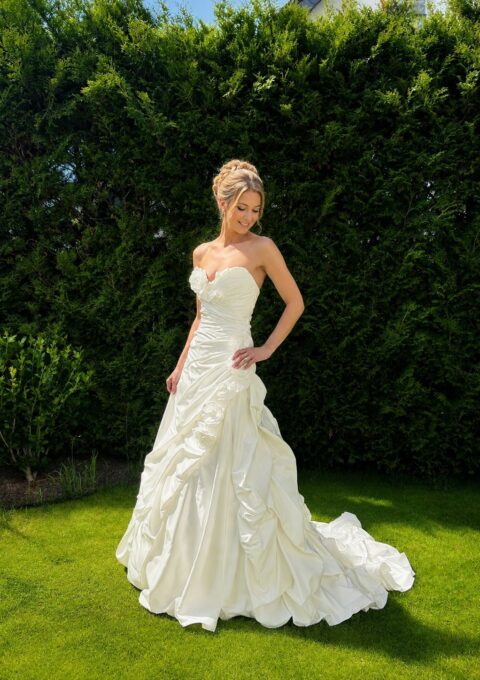 Second Hand Brautkleid ADK La Belle Marie´e, S.p.a. Italy Silhouette A-Linie Gr. 38 Foto 1