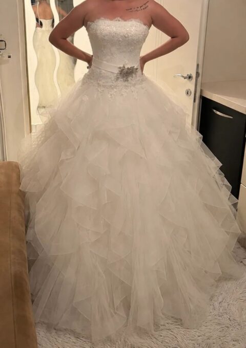 Second Hand Brautkleid Barcelona Brautkleid-Modell- Leante Model Leante Prinzessin Gr. 36 Mageschneidert Foto 1
