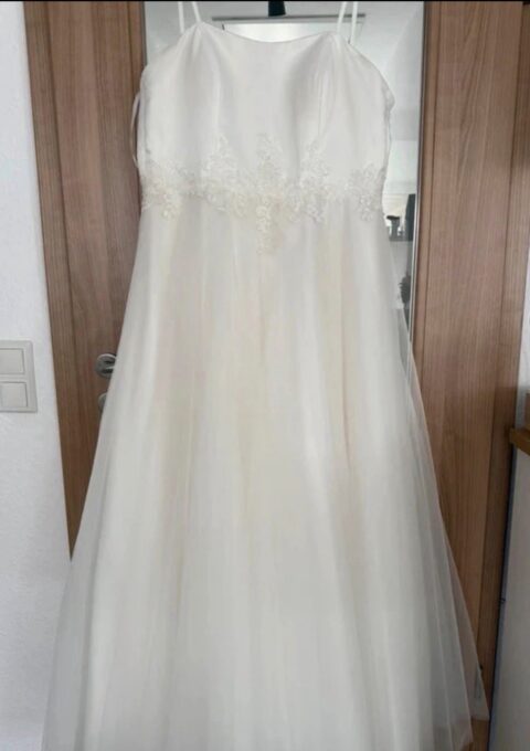 Second Hand Brautkleid Fuchs A-Linie Gr. 42 Foto 1