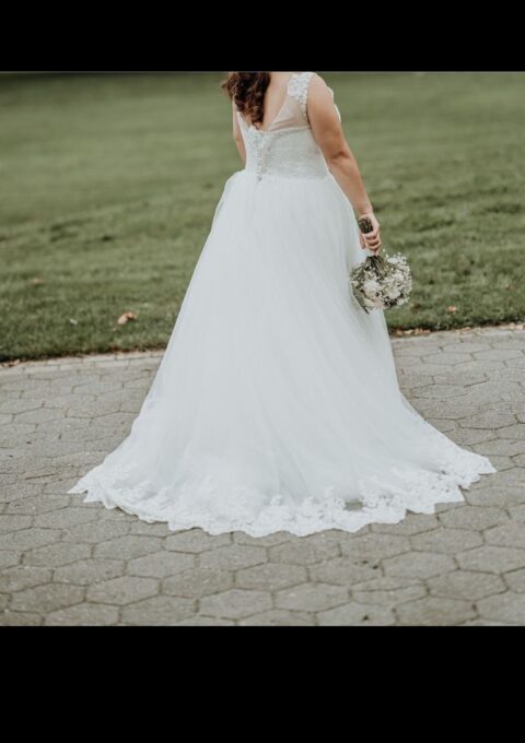 Second Hand Brautkleid Nicht bekannt A-Linie Gr. 42 Mageschneidert Foto 1
